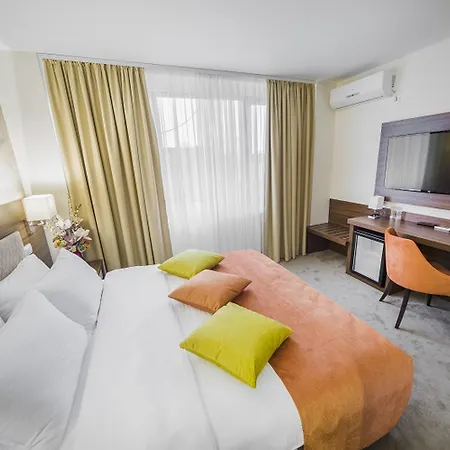 Marshal Garni Hotel